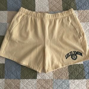 Lululemon Scuba Over-Sized Short XL